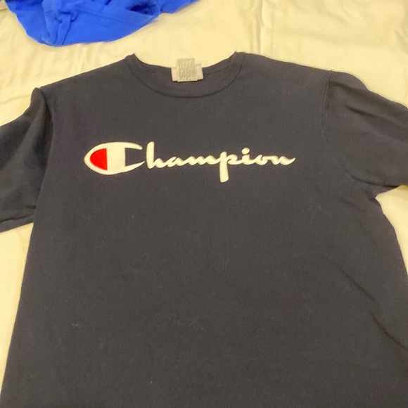 Champion brand boys navy blue T-shirt - Picture 1 of 2